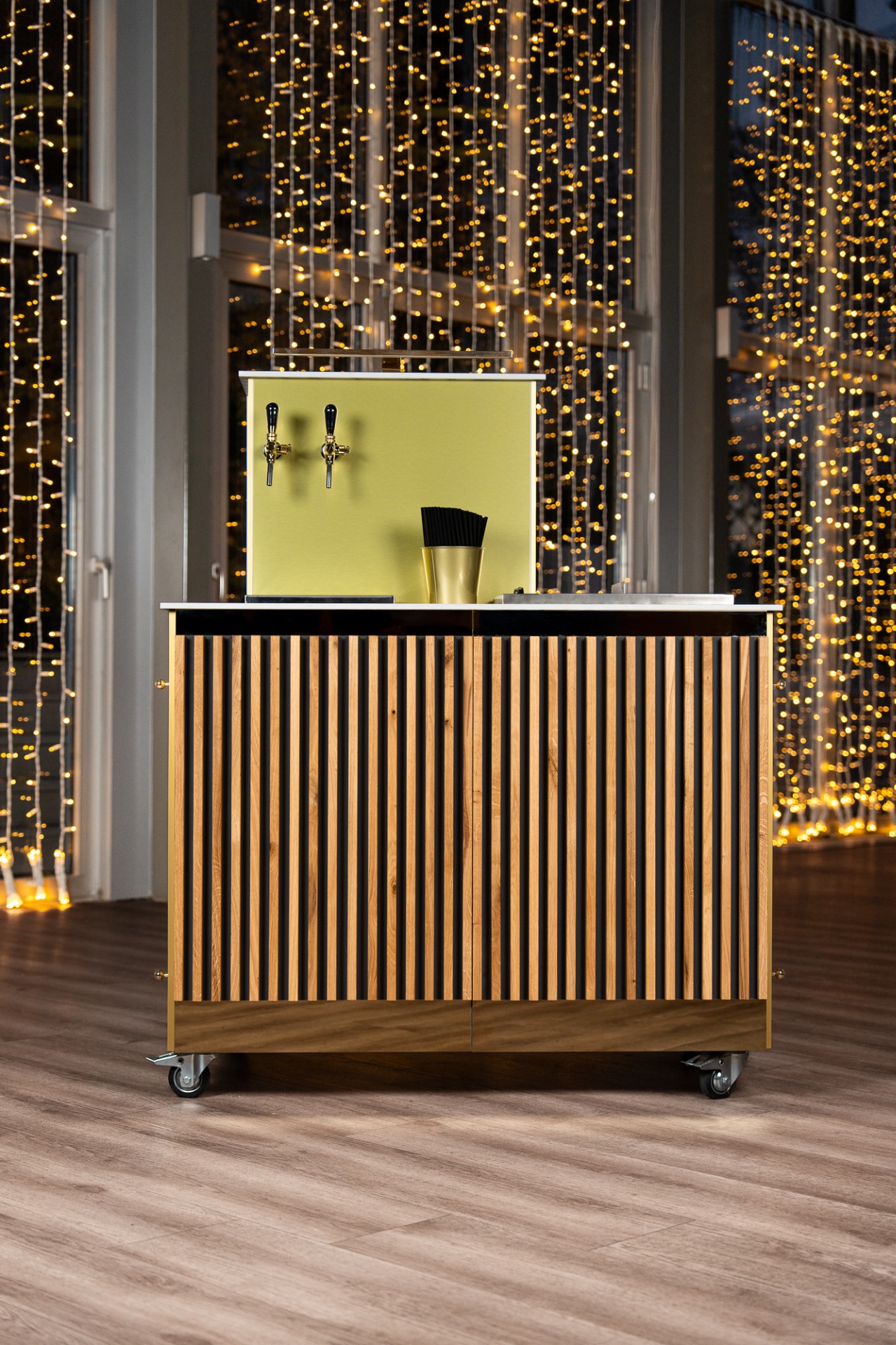 2 - LUXURY VINTAGE OAK